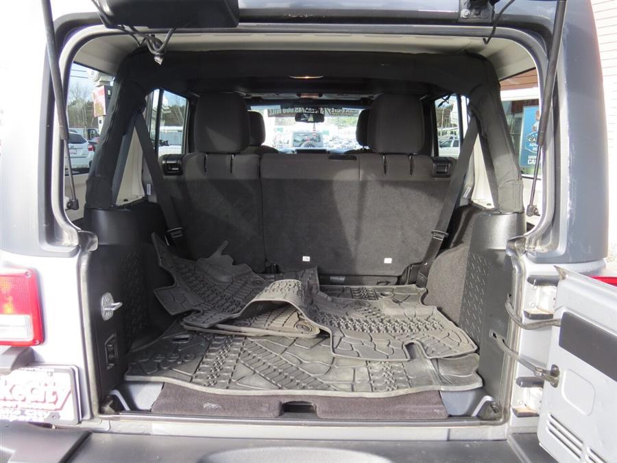 Used Jeep Wrangler Unlimited Sport 4x4 4dr SUV 2016 | Lake City Exports Inc. Auburn, Maine Used Jeep Wrangler Unlimited Sport 4x4 4dr SUV 2016 | Lake City Exports Inc. Auburn, Maine