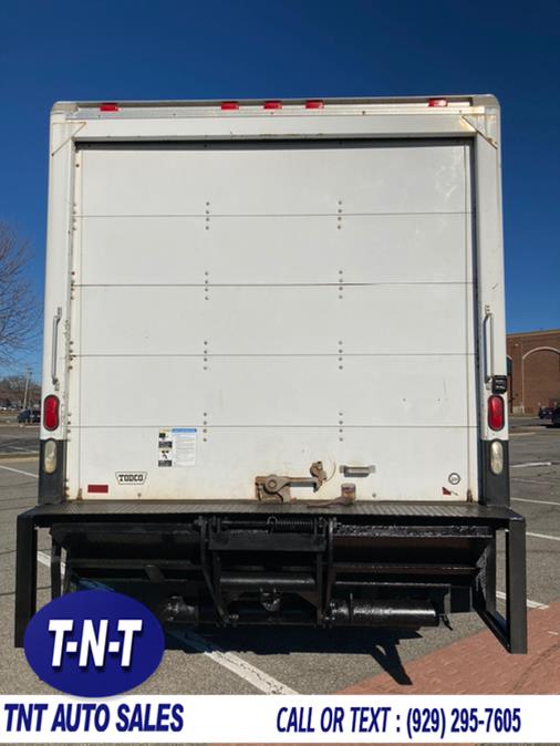 2005 Ford Super Duty F-750 Straight Frame Reg Cab XL, available for sale in Bronx, New York | TNT Auto Sales USA inc. Bronx, New York 2005 Ford Super Duty F-750 Straight Frame Reg Cab XL, available for sale in Bronx, New York | TNT Auto Sales USA inc. Bronx, New York