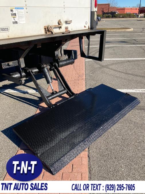 2005 Ford Super Duty F-750 Straight Frame Reg Cab XL, available for sale in Bronx, New York | TNT Auto Sales USA inc. Bronx, New York 2005 Ford Super Duty F-750 Straight Frame Reg Cab XL, available for sale in Bronx, New York | TNT Auto Sales USA inc. Bronx, New York