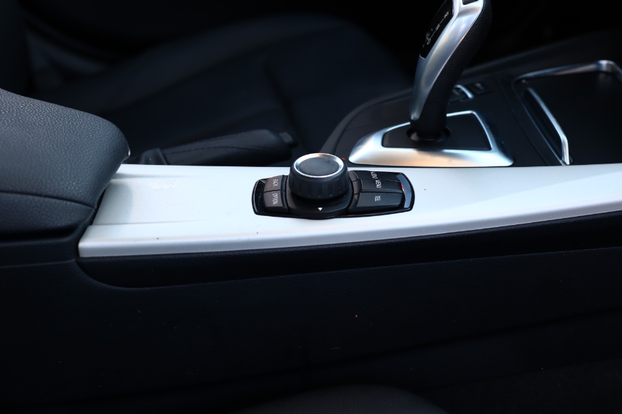 Used BMW 3 Series 320i xDrive Sedan South Africa 2017 | Hillside Auto Mall Inc.. Jamaica, New York Used BMW 3 Series 320i xDrive Sedan South Africa 2017 | Hillside Auto Mall Inc.. Jamaica, New York