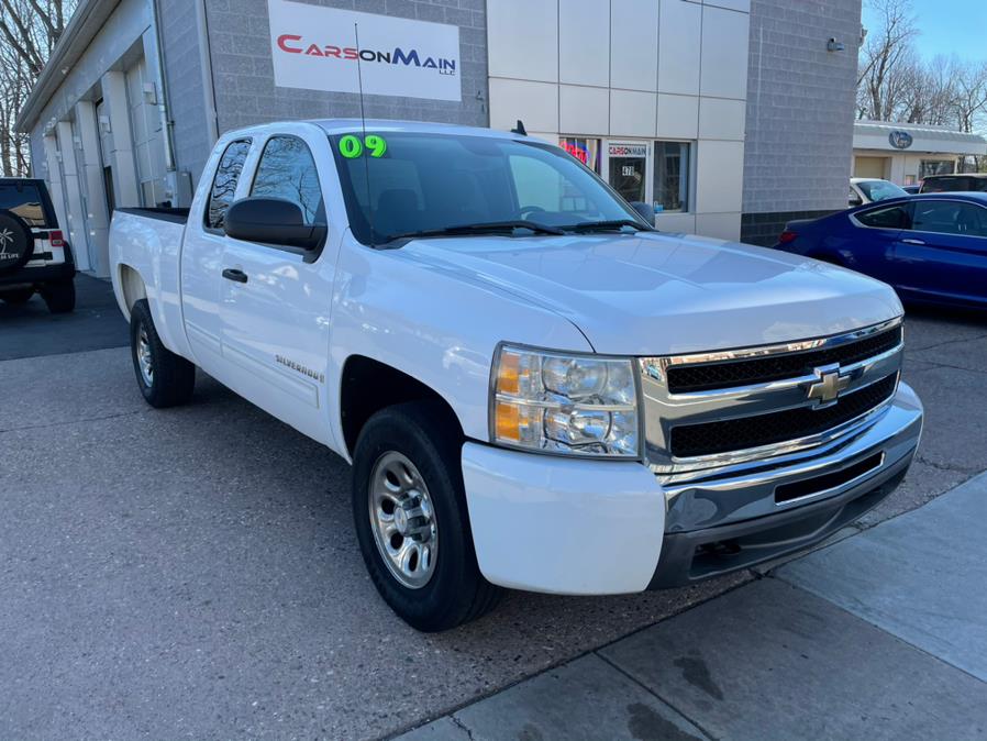 2009 Chevrolet Silverado 1500 2WD Ext Cab 143.5" LT, available for sale in Manchester, Connecticut | Carsonmain LLC. Manchester, Connecticut