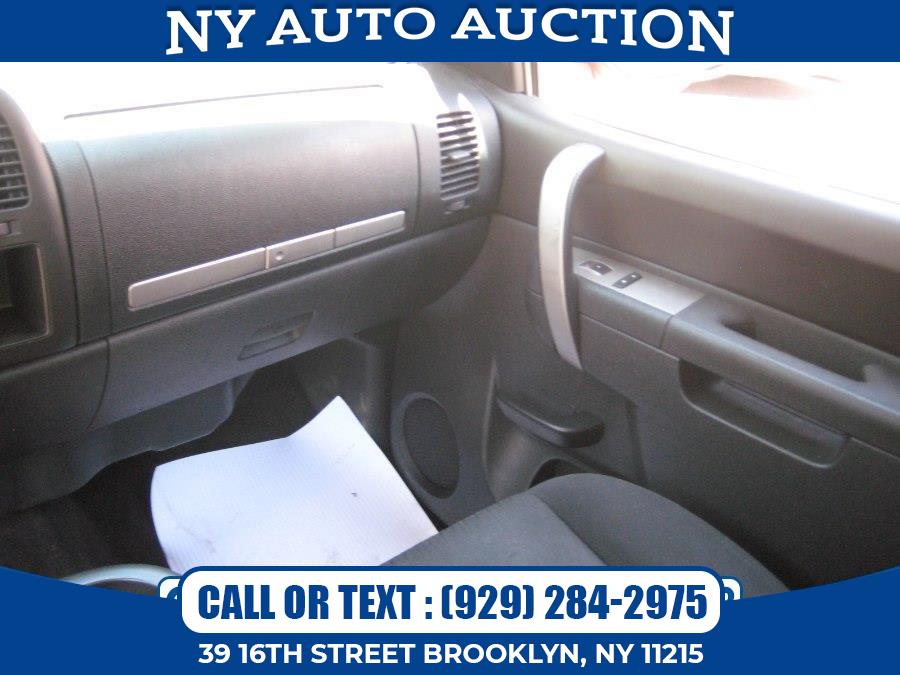 2011 Chevrolet Silverado 1500 4WD Ext Cab 143.5" LT, available for sale in Brooklyn, New York | NY Auto Auction. Brooklyn, New York 2011 Chevrolet Silverado 1500 4WD Ext Cab 143.5" LT, available for sale in Brooklyn, New York | NY Auto Auction. Brooklyn, New York