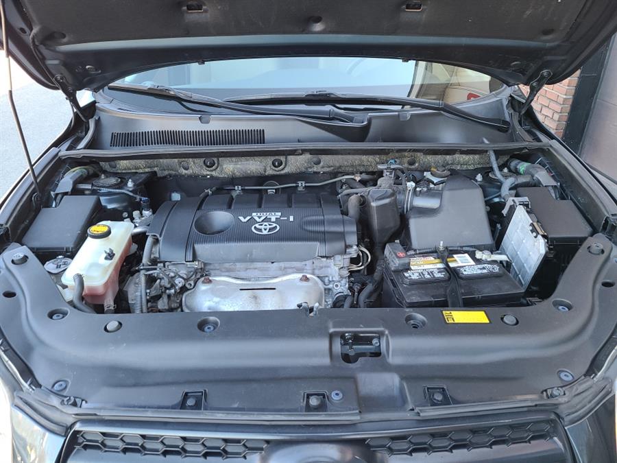 Used Toyota RAV4 4WD 4dr AT 2010 | National Auto Brokers, Inc.. Waterbury, Connecticut Used Toyota RAV4 4WD 4dr AT 2010 | National Auto Brokers, Inc.. Waterbury, Connecticut