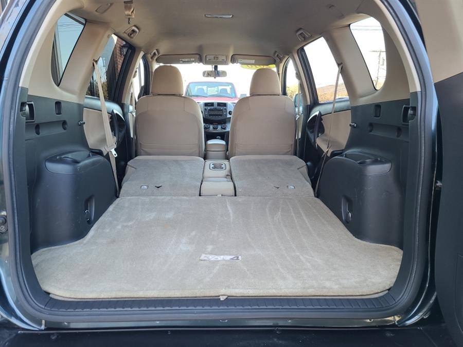 Used Toyota RAV4 4WD 4dr AT 2010 | National Auto Brokers, Inc.. Waterbury, Connecticut Used Toyota RAV4 4WD 4dr AT 2010 | National Auto Brokers, Inc.. Waterbury, Connecticut