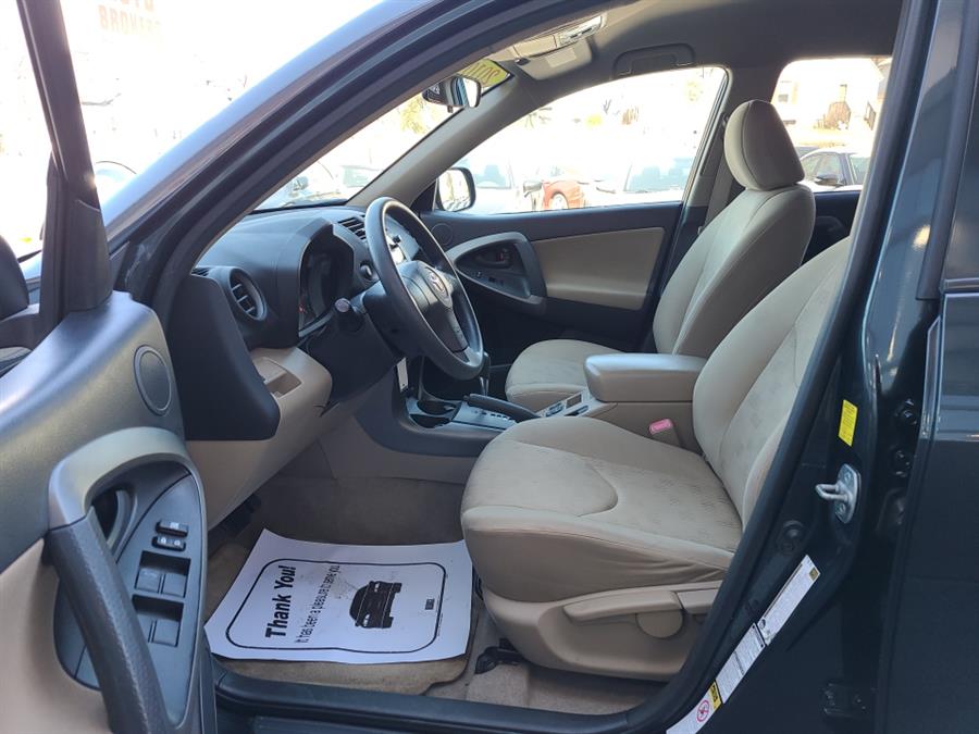 Used Toyota RAV4 4WD 4dr AT 2010 | National Auto Brokers, Inc.. Waterbury, Connecticut Used Toyota RAV4 4WD 4dr AT 2010 | National Auto Brokers, Inc.. Waterbury, Connecticut