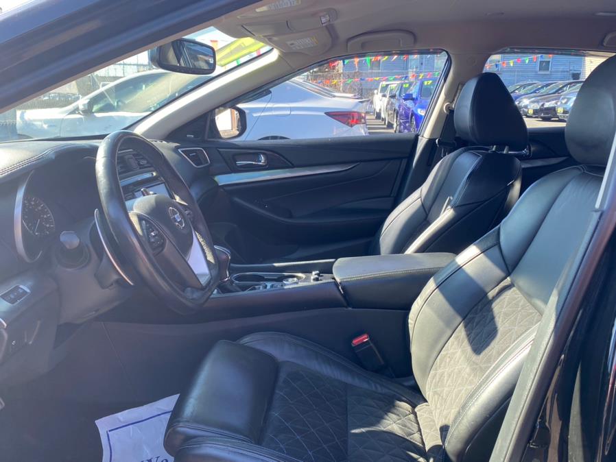 Used Nissan Maxima SR 2017 | VEB Auto Sales. Hartford, Connecticut Used Nissan Maxima SR 2017 | VEB Auto Sales. Hartford, Connecticut