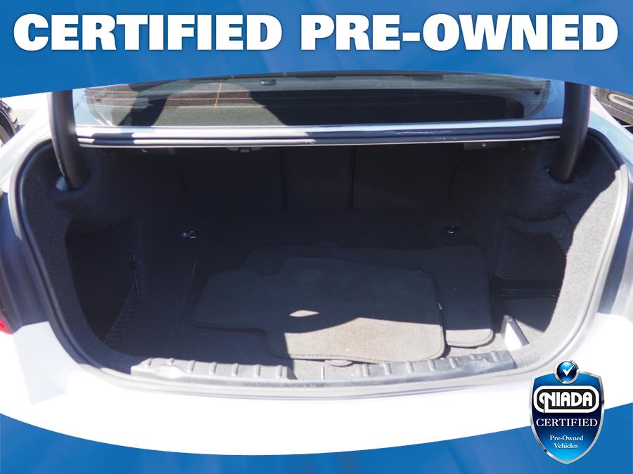 2018 BMW 3 Series 330i xDrive, available for sale in Huntington Station, New York | Connection Auto Sales Inc.. Huntington Station, New York 2018 BMW 3 Series 330i xDrive, available for sale in Huntington Station, New York | Connection Auto Sales Inc.. Huntington Station, New York