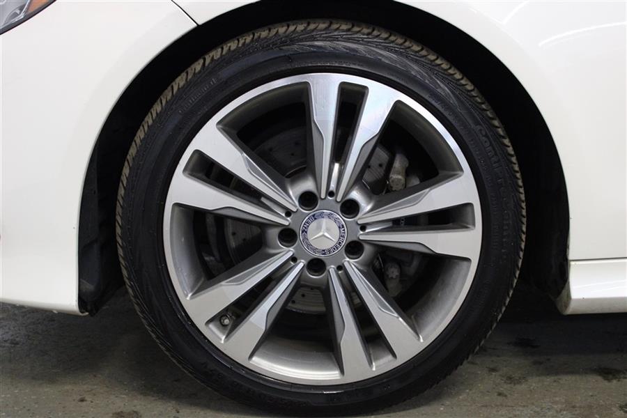 Used Mercedes-benz e 350 4MATIC 2016 | Fast Track Motors. Paterson, New Jersey Used Mercedes-benz e 350 4MATIC 2016 | Fast Track Motors. Paterson, New Jersey