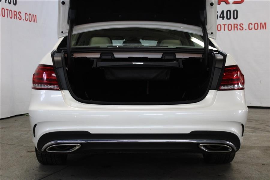 Used Mercedes-benz e 350 4MATIC 2016 | Fast Track Motors. Paterson, New Jersey Used Mercedes-benz e 350 4MATIC 2016 | Fast Track Motors. Paterson, New Jersey
