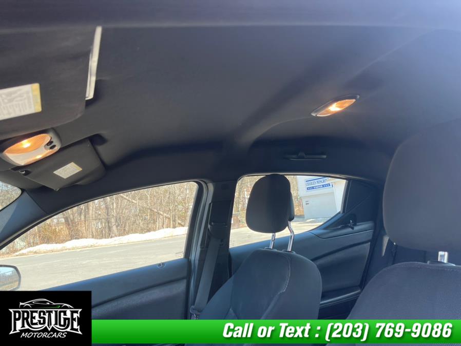 Used Dodge Avenger 4dr Sdn SE 2013 | J&J Auto Sales & Repairs llc DBA Prestige Motorcar. Oakville, Connecticut Used Dodge Avenger 4dr Sdn SE 2013 | J&J Auto Sales & Repairs llc DBA Prestige Motorcar. Oakville, Connecticut