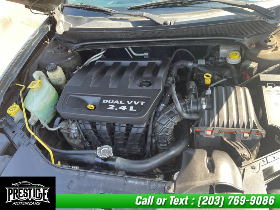 Used Dodge Avenger 4dr Sdn SE 2013 | J&J Auto Sales & Repairs llc DBA Prestige Motorcar. Oakville, Connecticut Used Dodge Avenger 4dr Sdn SE 2013 | J&J Auto Sales & Repairs llc DBA Prestige Motorcar. Oakville, Connecticut