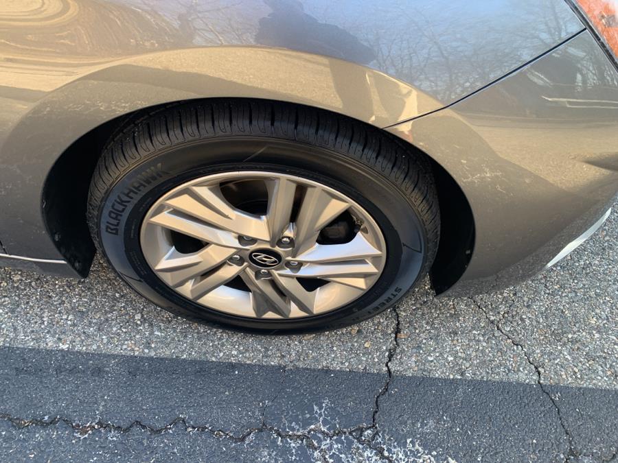 Used Hyundai Elantra 2.0L Auto VALUE PACKAGE 2019 | TJ Motors. New London, Connecticut Used Hyundai Elantra 2.0L Auto VALUE PACKAGE 2019 | TJ Motors. New London, Connecticut