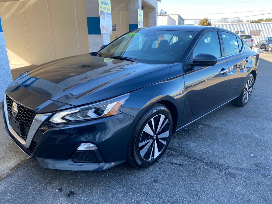 2021 Nissan Altima 2.5 SV Sedan, available for sale in Brockton, Massachusetts | Capital Lease and Finance. Brockton, Massachusetts
