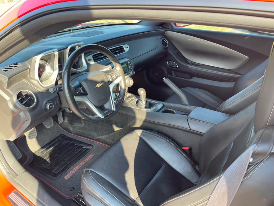 Used Chevrolet Camaro 2dr Cpe SS w/2SS 2015 | Mike And Tony Auto Sales, Inc. South Windsor, Connecticut Used Chevrolet Camaro 2dr Cpe SS w/2SS 2015 | Mike And Tony Auto Sales, Inc. South Windsor, Connecticut