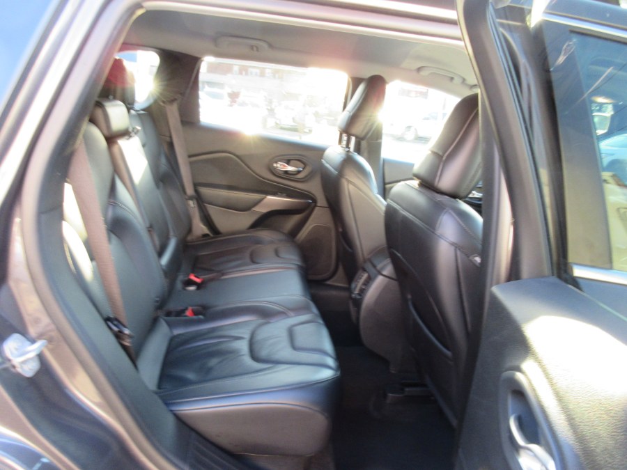 2019 Jeep Cherokee Limited FWD, available for sale in Linden, New Jersey | Route 27 Auto Mall. Linden, New Jersey 2019 Jeep Cherokee Limited FWD, available for sale in Linden, New Jersey | Route 27 Auto Mall. Linden, New Jersey