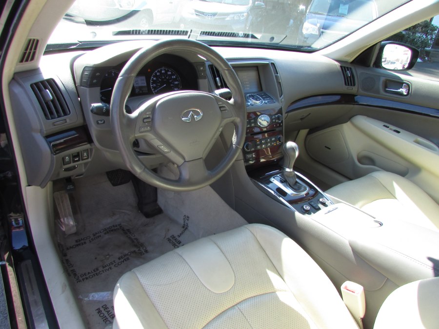 2013 Infiniti G37 Sedan 4dr x AWD, available for sale in East Windsor, Connecticut | United Auto Sales of E Windsor, Inc. East Windsor, Connecticut 2013 Infiniti G37 Sedan 4dr x AWD, available for sale in East Windsor, Connecticut | United Auto Sales of E Windsor, Inc. East Windsor, Connecticut