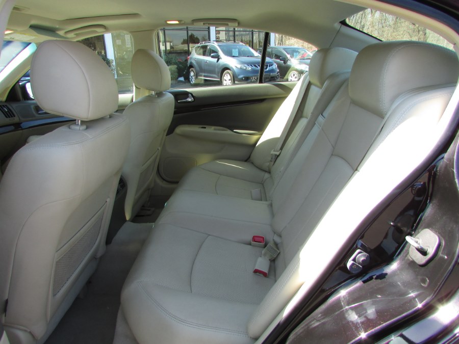 2013 Infiniti G37 Sedan 4dr x AWD, available for sale in East Windsor, Connecticut | United Auto Sales of E Windsor, Inc. East Windsor, Connecticut 2013 Infiniti G37 Sedan 4dr x AWD, available for sale in East Windsor, Connecticut | United Auto Sales of E Windsor, Inc. East Windsor, Connecticut