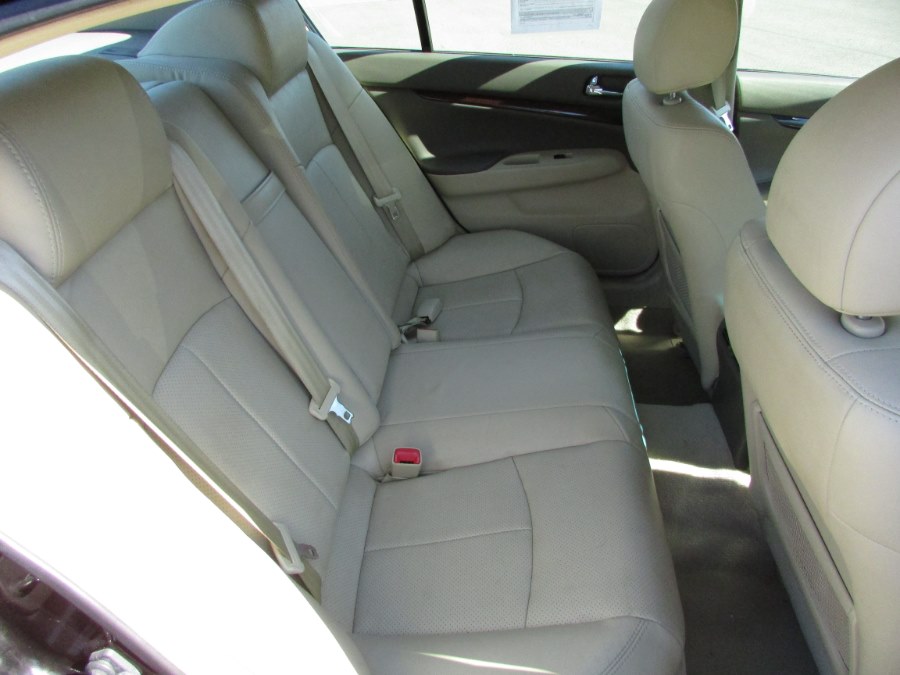 2013 Infiniti G37 Sedan 4dr x AWD, available for sale in East Windsor, Connecticut | United Auto Sales of E Windsor, Inc. East Windsor, Connecticut 2013 Infiniti G37 Sedan 4dr x AWD, available for sale in East Windsor, Connecticut | United Auto Sales of E Windsor, Inc. East Windsor, Connecticut