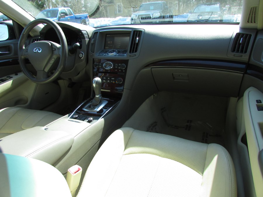 2013 Infiniti G37 Sedan 4dr x AWD, available for sale in East Windsor, Connecticut | United Auto Sales of E Windsor, Inc. East Windsor, Connecticut 2013 Infiniti G37 Sedan 4dr x AWD, available for sale in East Windsor, Connecticut | United Auto Sales of E Windsor, Inc. East Windsor, Connecticut