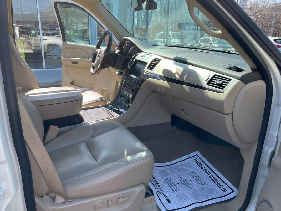Used Cadillac Escalade AWD 4dr 2009 | Sunrise Auto Sales of Elmont. Elmont, New York Used Cadillac Escalade AWD 4dr 2009 | Sunrise Auto Sales of Elmont. Elmont, New York