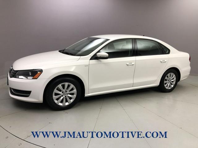 2015 Volkswagen Passat 4dr Sdn 1.8T Auto Wolfsburg Ed PZEV, available for sale in Naugatuck, Connecticut | J&M Automotive Sls&Svc LLC. Naugatuck, Connecticut