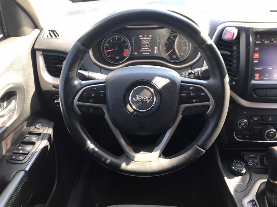 Used Jeep Cherokee 4WD 4dr Latitude 2014 | Affordable Motors Inc. Bridgeport, Connecticut Used Jeep Cherokee 4WD 4dr Latitude 2014 | Affordable Motors Inc. Bridgeport, Connecticut
