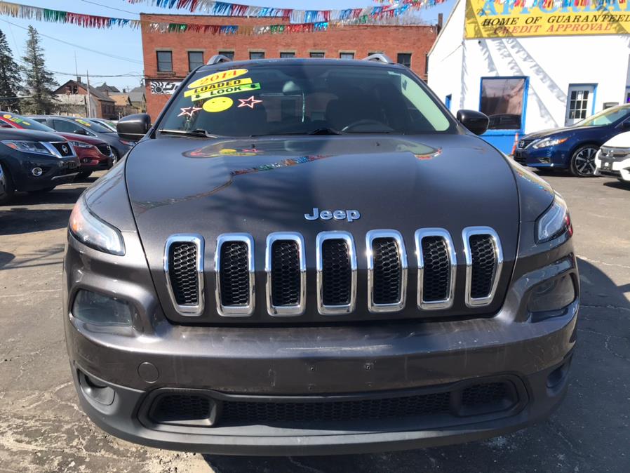 2014 Jeep Cherokee 4WD 4dr Latitude, available for sale in Bridgeport, Connecticut | Affordable Motors Inc. Bridgeport, Connecticut