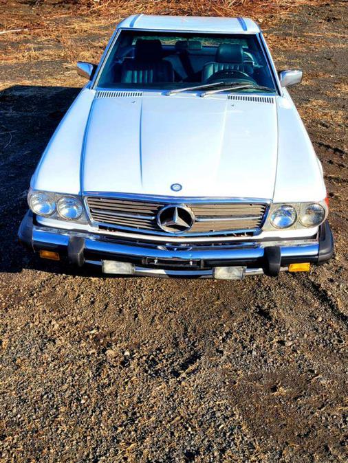 Used Mercedes-Benz 560 SL Convertible 1988 | Tony's Auto Sales. Waterbury, Connecticut Used Mercedes-Benz 560 SL Convertible 1988 | Tony's Auto Sales. Waterbury, Connecticut