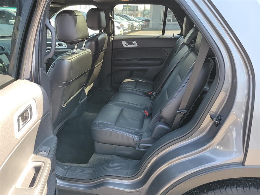 2014 Ford Explorer 4WD 4dr XLT, available for sale in Little Ferry, New Jersey | Victoria Preowned Autos Inc. Little Ferry, New Jersey 2014 Ford Explorer 4WD 4dr XLT, available for sale in Little Ferry, New Jersey | Victoria Preowned Autos Inc. Little Ferry, New Jersey