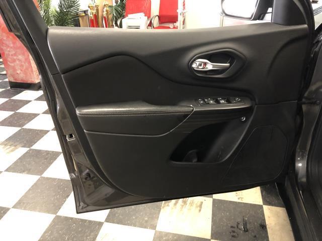 Used Jeep Cherokee 4WD 4dr Latitude 2016 | Sunrise Auto Outlet. Amityville, New York Used Jeep Cherokee 4WD 4dr Latitude 2016 | Sunrise Auto Outlet. Amityville, New York