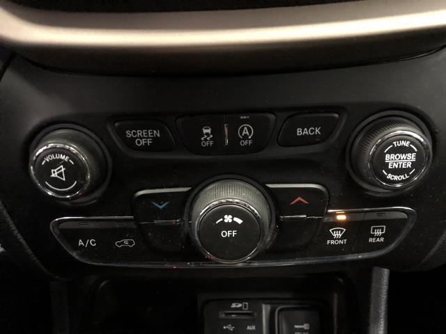 Used Jeep Cherokee 4WD 4dr Latitude 2016 | Sunrise Auto Outlet. Amityville, New York Used Jeep Cherokee 4WD 4dr Latitude 2016 | Sunrise Auto Outlet. Amityville, New York