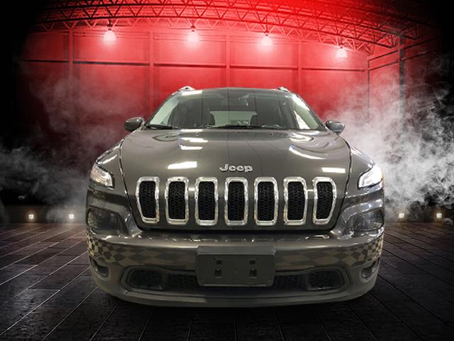 Used Jeep Cherokee 4WD 4dr Latitude 2016 | Sunrise Auto Outlet. Amityville, New York Used Jeep Cherokee 4WD 4dr Latitude 2016 | Sunrise Auto Outlet. Amityville, New York