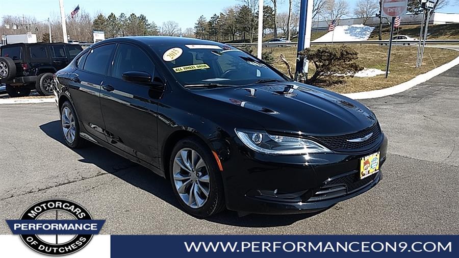 2015 Chrysler 200 4dr Sdn S AWD, available for sale in Wappingers Falls, New York | Performance Motor Cars. Wappingers Falls, New York