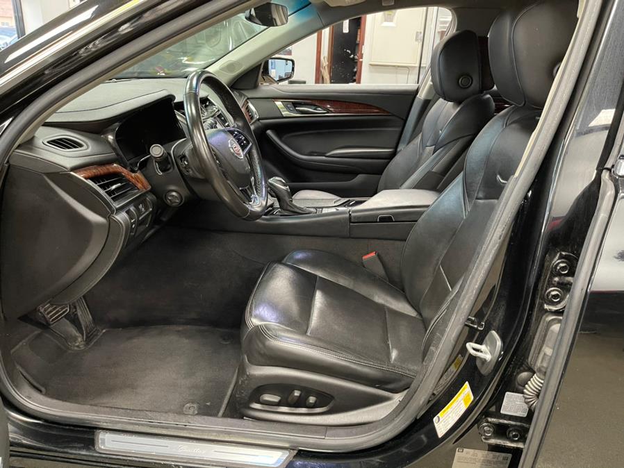 Used Cadillac CTS Sedan 4dr Sdn 2.0L Turbo Luxury AWD 2014 | 5 Towns Drive. Inwood, New York Used Cadillac CTS Sedan 4dr Sdn 2.0L Turbo Luxury AWD 2014 | 5 Towns Drive. Inwood, New York