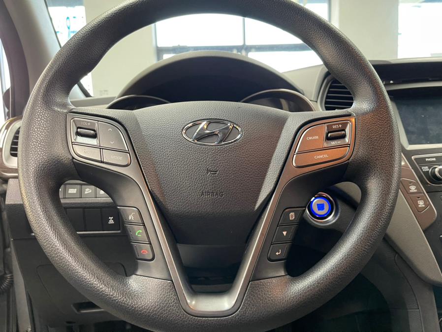 Used Hyundai Santa Fe Sport 2.4L Auto AWD 2018 | 5 Towns Drive. Inwood, New York Used Hyundai Santa Fe Sport 2.4L Auto AWD 2018 | 5 Towns Drive. Inwood, New York