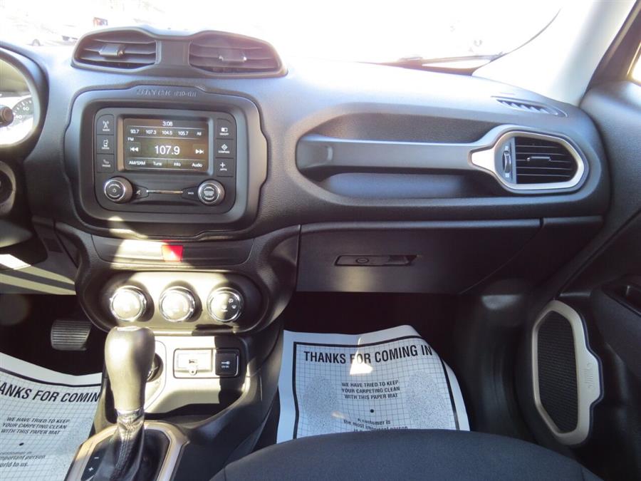 Used Jeep Renegade Latitude 4x4 4dr SUV 2016 | Lake City Exports Inc. Auburn, Maine Used Jeep Renegade Latitude 4x4 4dr SUV 2016 | Lake City Exports Inc. Auburn, Maine
