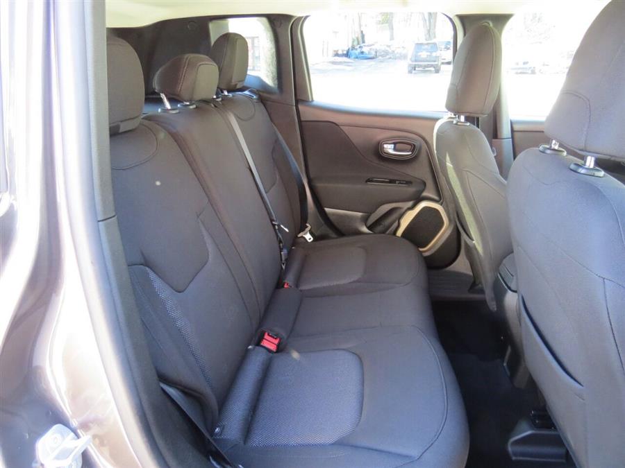 Used Jeep Renegade Latitude 4x4 4dr SUV 2016 | Lake City Exports Inc. Auburn, Maine Used Jeep Renegade Latitude 4x4 4dr SUV 2016 | Lake City Exports Inc. Auburn, Maine