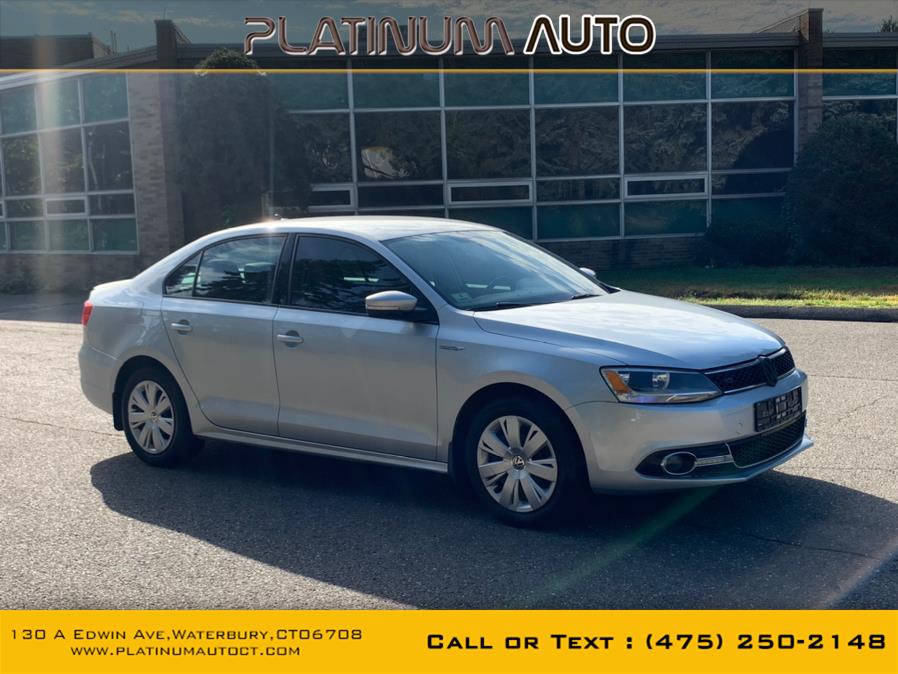 2014 Volkswagen Jetta Sedan 4dr Auto SE PZEV, available for sale in Waterbury, Connecticut | Platinum Auto Care. Waterbury, Connecticut 2014 Volkswagen Jetta Sedan 4dr Auto SE PZEV, available for sale in Waterbury, Connecticut | Platinum Auto Care. Waterbury, Connecticut