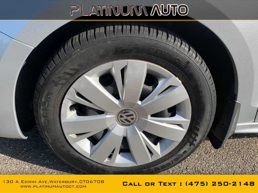 2014 Volkswagen Jetta Sedan 4dr Auto SE PZEV, available for sale in Waterbury, Connecticut | Platinum Auto Care. Waterbury, Connecticut 2014 Volkswagen Jetta Sedan 4dr Auto SE PZEV, available for sale in Waterbury, Connecticut | Platinum Auto Care. Waterbury, Connecticut