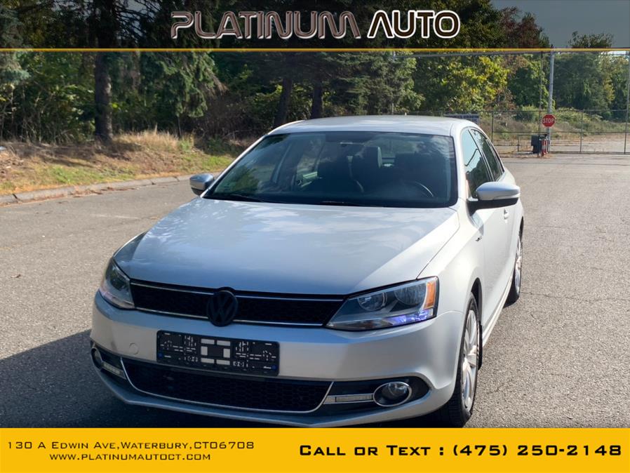 2014 Volkswagen Jetta Sedan 4dr Auto SE PZEV, available for sale in Waterbury, Connecticut | Platinum Auto Care. Waterbury, Connecticut 2014 Volkswagen Jetta Sedan 4dr Auto SE PZEV, available for sale in Waterbury, Connecticut | Platinum Auto Care. Waterbury, Connecticut