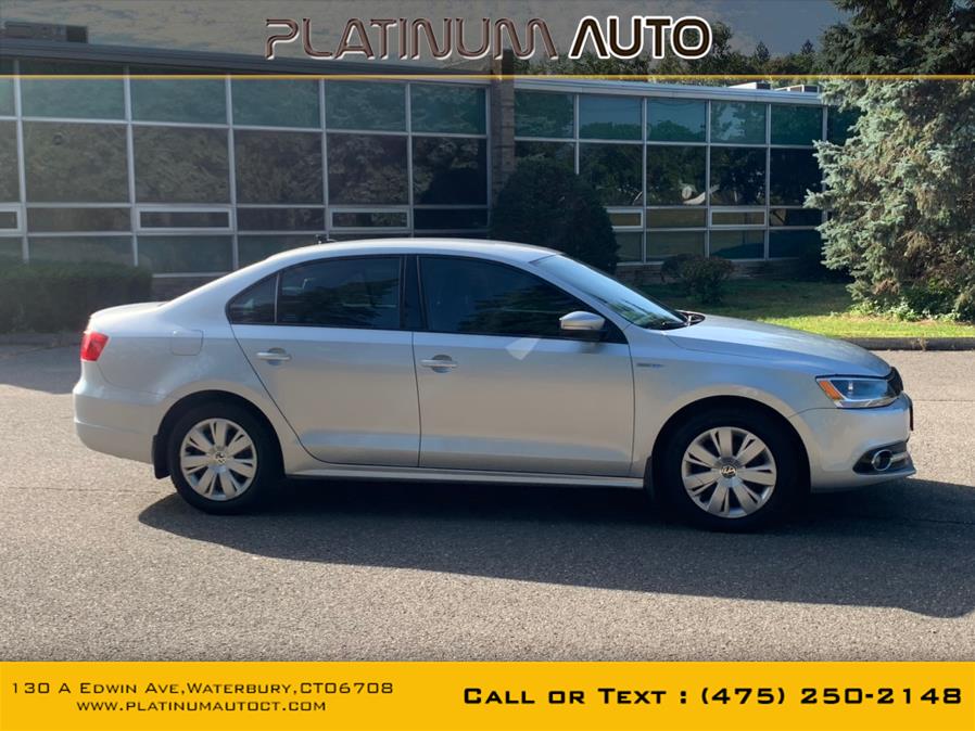 2014 Volkswagen Jetta Sedan 4dr Auto SE PZEV, available for sale in Waterbury, Connecticut | Platinum Auto Care. Waterbury, Connecticut 2014 Volkswagen Jetta Sedan 4dr Auto SE PZEV, available for sale in Waterbury, Connecticut | Platinum Auto Care. Waterbury, Connecticut