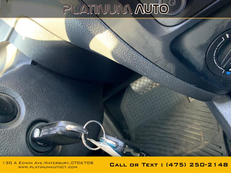 2014 Volkswagen Jetta Sedan 4dr Auto SE PZEV, available for sale in Waterbury, Connecticut | Platinum Auto Care. Waterbury, Connecticut 2014 Volkswagen Jetta Sedan 4dr Auto SE PZEV, available for sale in Waterbury, Connecticut | Platinum Auto Care. Waterbury, Connecticut