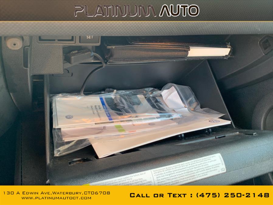 2012 Volkswagen Jetta Sedan 4dr Auto SE PZEV, available for sale in Waterbury, Connecticut | Platinum Auto Care. Waterbury, Connecticut 2012 Volkswagen Jetta Sedan 4dr Auto SE PZEV, available for sale in Waterbury, Connecticut | Platinum Auto Care. Waterbury, Connecticut