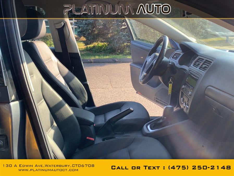 2012 Volkswagen Jetta Sedan 4dr Auto SE PZEV, available for sale in Waterbury, Connecticut | Platinum Auto Care. Waterbury, Connecticut 2012 Volkswagen Jetta Sedan 4dr Auto SE PZEV, available for sale in Waterbury, Connecticut | Platinum Auto Care. Waterbury, Connecticut