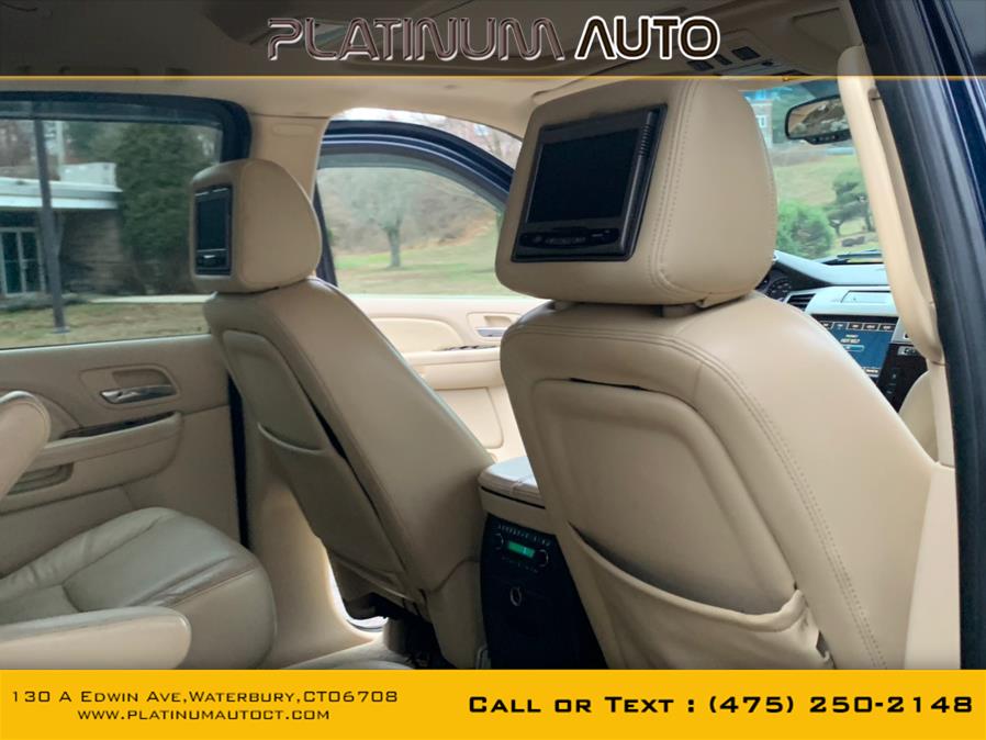 2007 Cadillac Escalade AWD 4dr, available for sale in Waterbury, Connecticut | Platinum Auto Care. Waterbury, Connecticut 2007 Cadillac Escalade AWD 4dr, available for sale in Waterbury, Connecticut | Platinum Auto Care. Waterbury, Connecticut