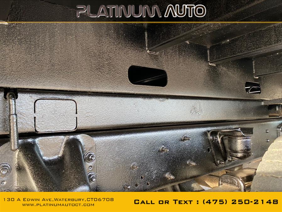 2004 GMC TC4500 Regular Cab, available for sale in Waterbury, Connecticut | Platinum Auto Care. Waterbury, Connecticut 2004 GMC TC4500 Regular Cab, available for sale in Waterbury, Connecticut | Platinum Auto Care. Waterbury, Connecticut