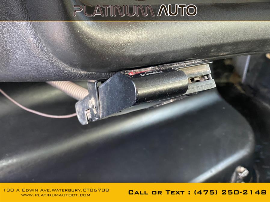 2004 GMC TC4500 Regular Cab, available for sale in Waterbury, Connecticut | Platinum Auto Care. Waterbury, Connecticut 2004 GMC TC4500 Regular Cab, available for sale in Waterbury, Connecticut | Platinum Auto Care. Waterbury, Connecticut
