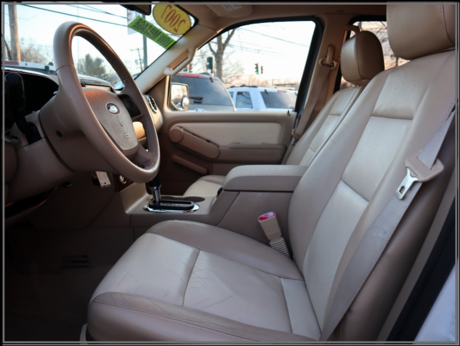 2007 Ford Explorer 4WD 4dr V8 Eddie Bauer, available for sale in Huntington Station, New York | My Auto Inc.. Huntington Station, New York 2007 Ford Explorer 4WD 4dr V8 Eddie Bauer, available for sale in Huntington Station, New York | My Auto Inc.. Huntington Station, New York