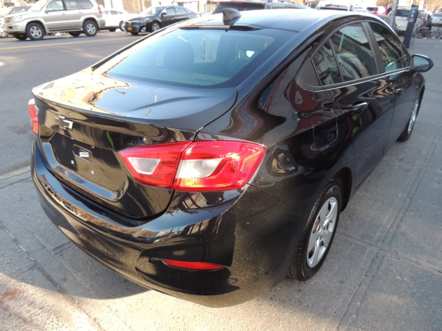 2018 Chevrolet Cruze 4dr Sdn 1.4L LS w/1SB, available for sale in Brooklyn, New York | Carsbuck Inc.. Brooklyn, New York 2018 Chevrolet Cruze 4dr Sdn 1.4L LS w/1SB, available for sale in Brooklyn, New York | Carsbuck Inc.. Brooklyn, New York