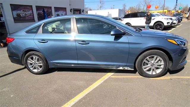 Used Hyundai Sonata SE 2017 | Prestige Auto Cars LLC. New Britain, Connecticut Used Hyundai Sonata SE 2017 | Prestige Auto Cars LLC. New Britain, Connecticut